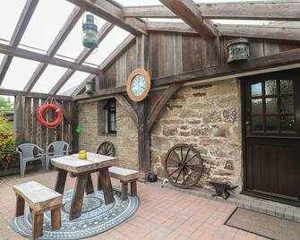 Horseshoe Cottage - Newquay - Patio