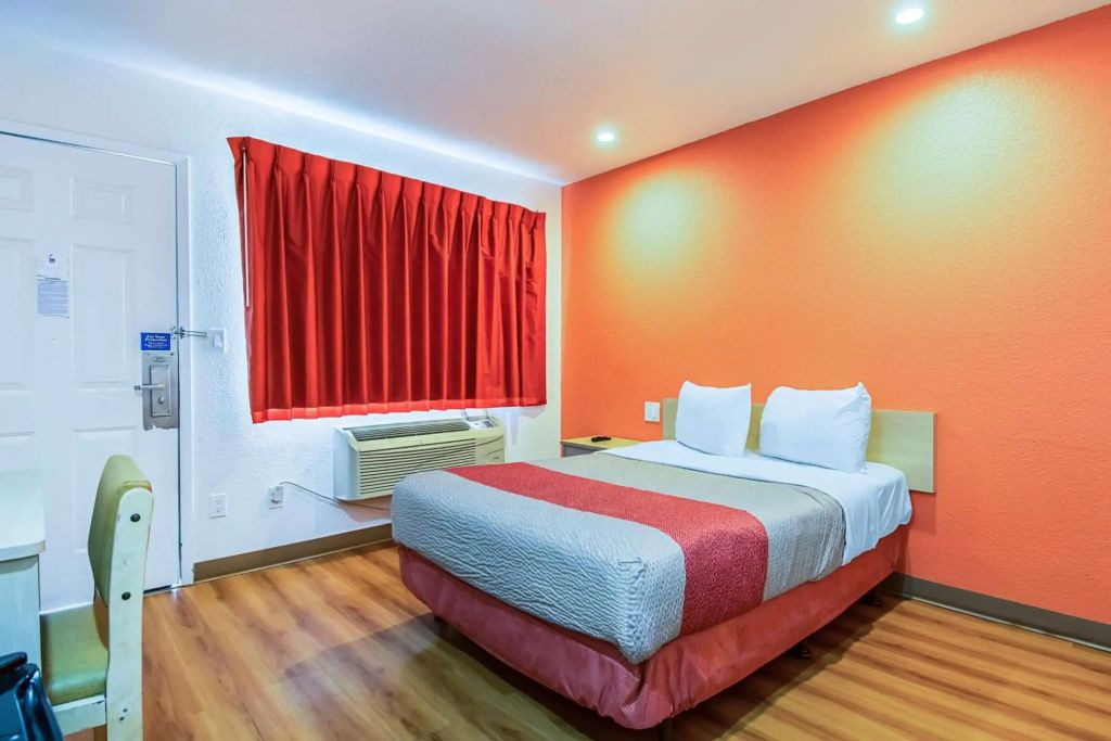 Motel 6 Bakersfield, Ca - Airport - בייקרספילד