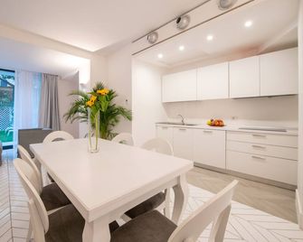 Luxury Apartment with Garden and Pool - Sant'Agnello