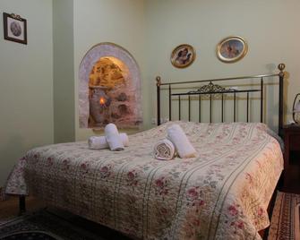 Polyxenia Hotel - Náfplio - Bedroom