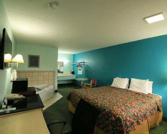 Travelodge by Wyndham Parkersburg - Parkersburg - Camera da letto