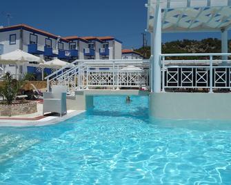 Aphrodite Beach Hotel - Vatera - Pool