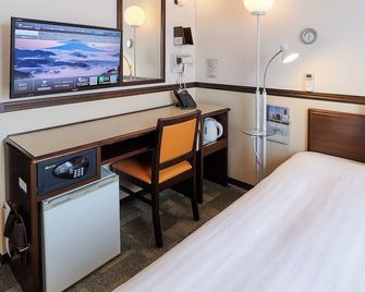 Toyoko Inn Chiba Ekimae - Chiba - Bedroom