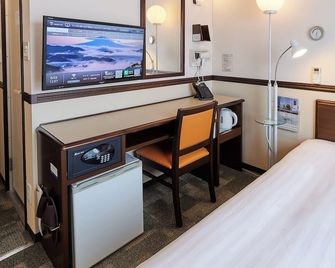 Toyoko Inn Chiba Ekimae - צ'יבה - חדר שינה