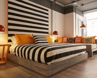 Toledo Loft - Naples - Bedroom