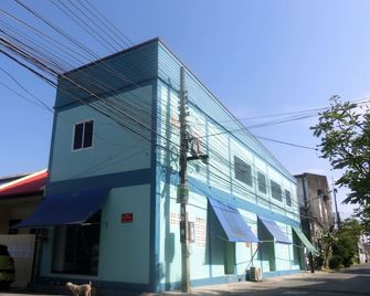 Pek House - Phuket City - Building