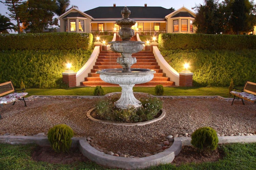 La Plume Boutique Hotel & Spa - Oudtshoorn - Buiten zicht