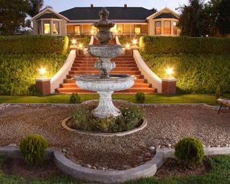 La Plume Boutique Hotel & Spa - Oudtshoorn - Buiten zicht