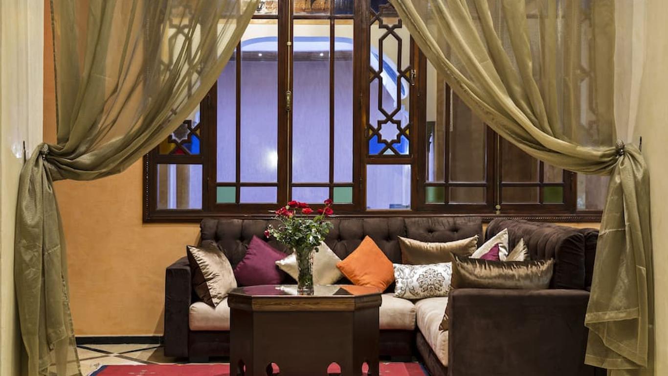 رياض مراكش هاوس