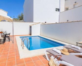 Casa Riofrio Loja by Ruralidays - Loja - Басейн