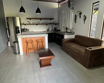 Casa de los Kobiera - Rivas - Kitchen