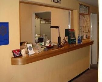 Sapporo International Youth Hostel - Sapporo - Front desk