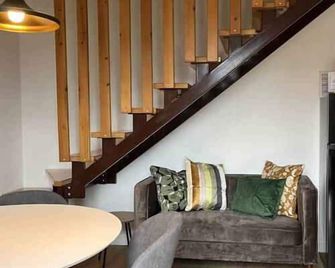 Holiday apartment with pool and mountain view - Molina di Ledro