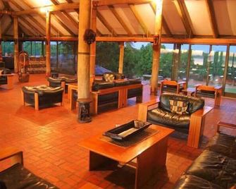 Chaminuka Lodge and Nature Reserve - Lusaka - Lounge