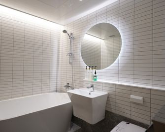 Nampo Ocean 2 Heaven Hotel&Spa - Busan