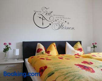 Pension La Rose - Brandenburg an der Havel - Schlafzimmer