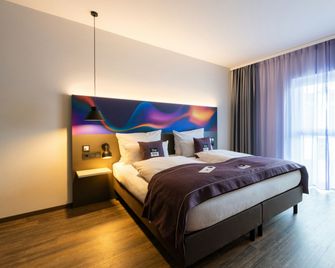Holiday Inn - The Niu, Wave Karlsruhe Oststadt By IHG - Karlsruhe - Bedroom