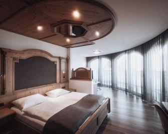Hotel Montis - Schönblick - Brunico - Yatak Odası