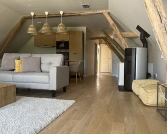 Appartements Domaine Gueguen Chablis - Chablis - Living room