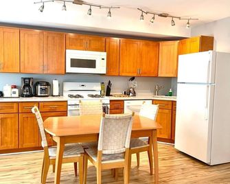 Bridgeport Place - free parking, McCormick Place-Sox Park - Chicago - Cucina