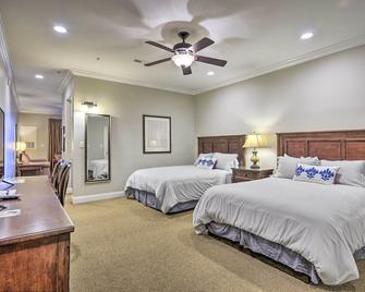 Resort-Style Condo on Golf Course with Private Pool! - Spring Lake - Bedroom