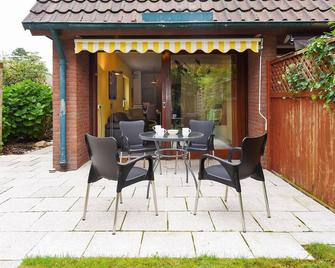 Ferienhaus Fresena - Varel - Patio