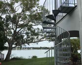 Lakefront Artist's Loft - Isolate In Luxury! - Orlando - Vista del exterior