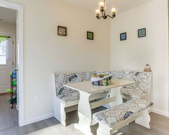 Walk to Local Eats and Docks! Crisfield Getaway - Crisfield