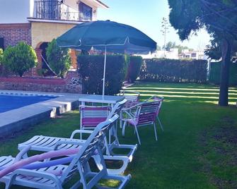 Casa Vacacional con Alberca y Asador Tequisquiapan Querétaro Club de Golf - Tequisquiapan - Patio