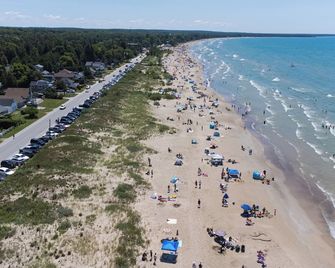 Sauble Beach Lodge - Sauble Beach - Strand