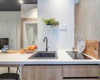 My Home - Downtown Retreat - Split - Kitchen