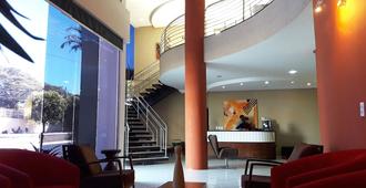 Colorado Plaza Hotel - Rio Verde - Lobby