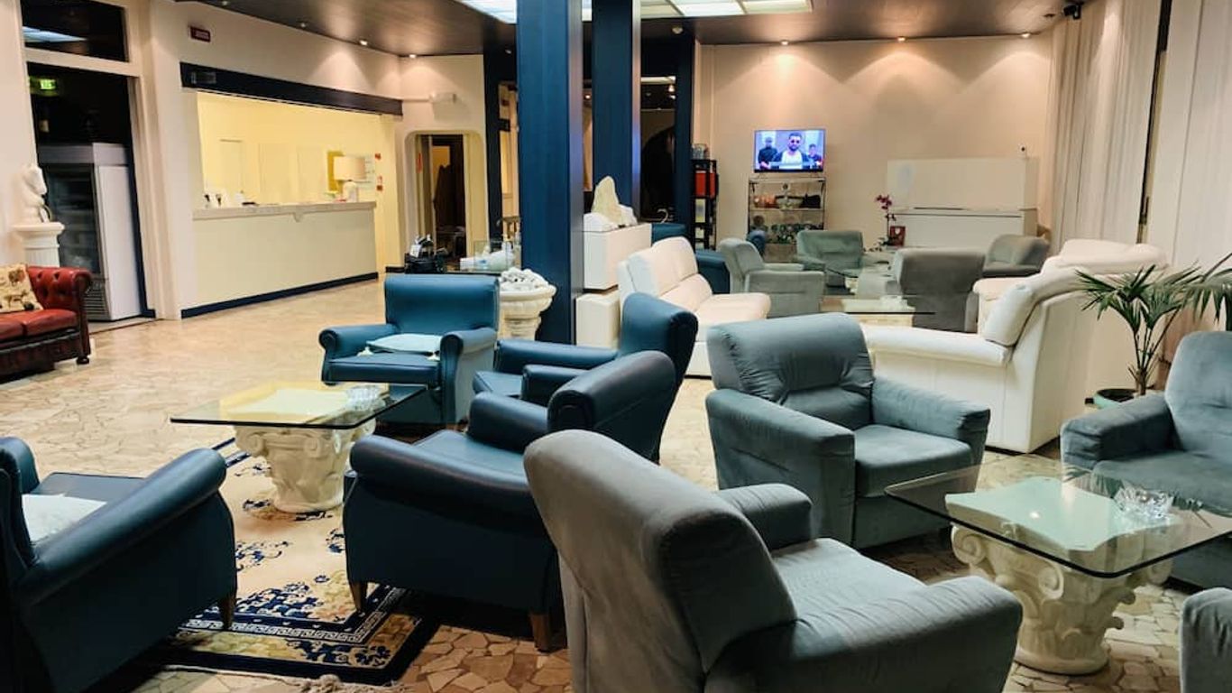 G&D Hotel Deanna Pool&Brunch