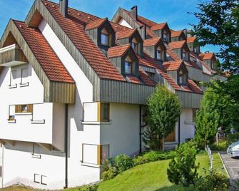 Apartment Schwarzwaldblick-26 by Interhome - Schonach im Schwarzwald - Gebouw