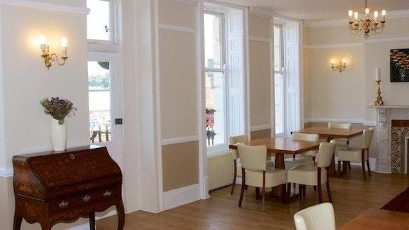 The Leam Hotel