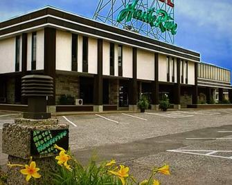 Hôtel Le Hauterive - Baie-Comeau - Building