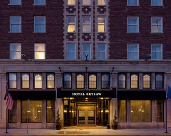 Hotel Retlaw, Trademark Collection by Wyndham - Fond du Lac - Building