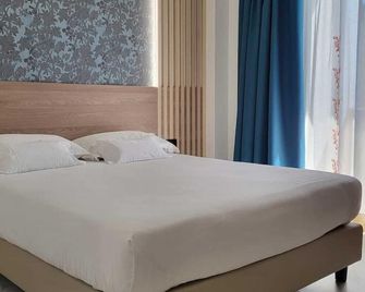 Hotel Maiuri Pompei - Pompéi - Chambre