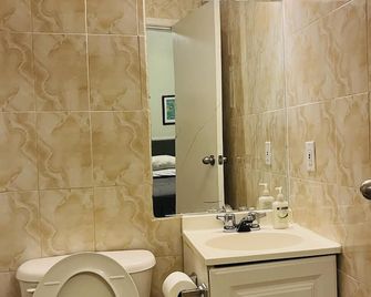 Saint Lawrence Residences and Suites - Toronto - Bagno