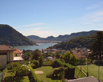 Albergo Della Torre - Cernobbio - Widok na zewnątrz