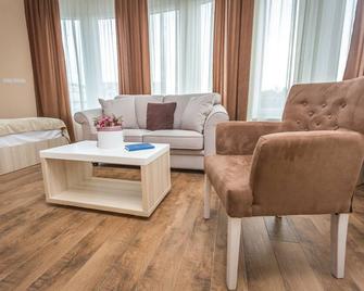 Hotel Mar Garni - Bělehrad - Obývací pokoj
