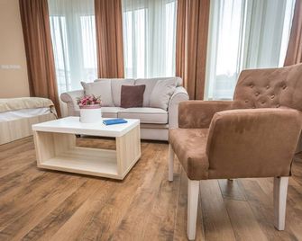 Hotel Mar Garni - בלגרד - סלון