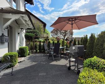 Ferienwohnung Friedhoff, 80qm - Schmallenberg - Patio