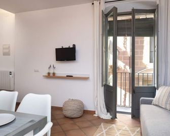 Flateli Ballesteries 26 B - Gerona - Sala de estar