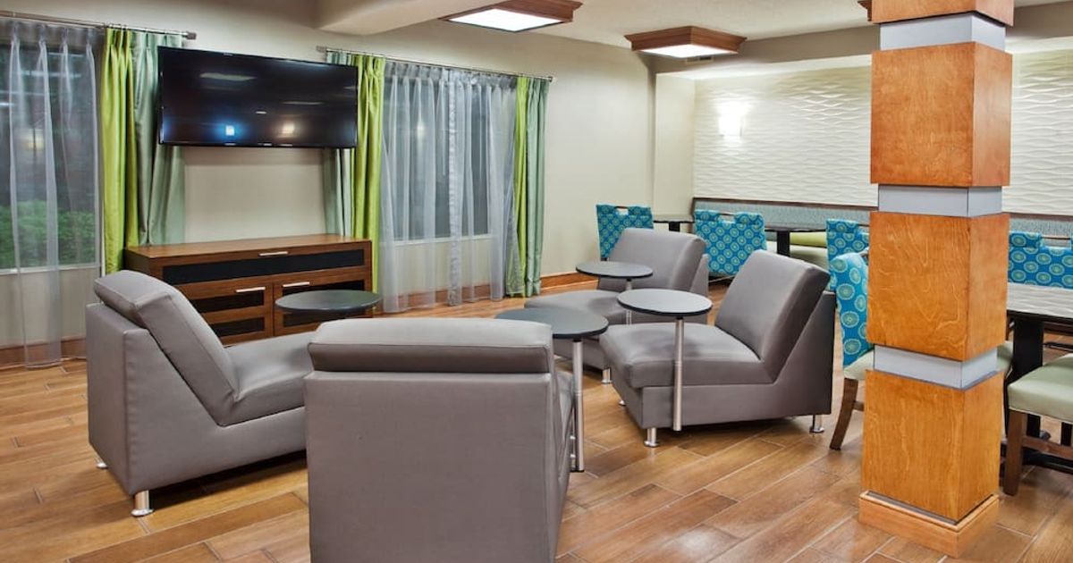 Holiday Inn Express Hotel & Suites Kimball from 110. Kimball Hotel