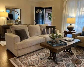 Located in Historic Old West End. Minutes from the River District and Casino. - Danville - Living room