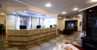 Cedro Hotel - Londrina - Front desk