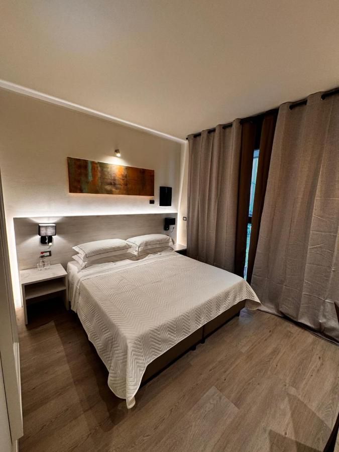 Confidence Hotel Parma thumbnail 2
