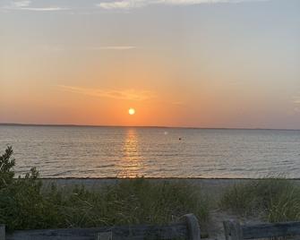 Nicely decorated home in walking distance to private beach & boardwalk . - Seaside Heights - Strand