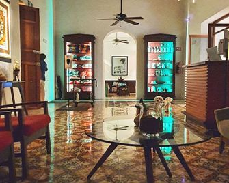 Merida Santiago Hotel Boutique - Mérida - Lobby